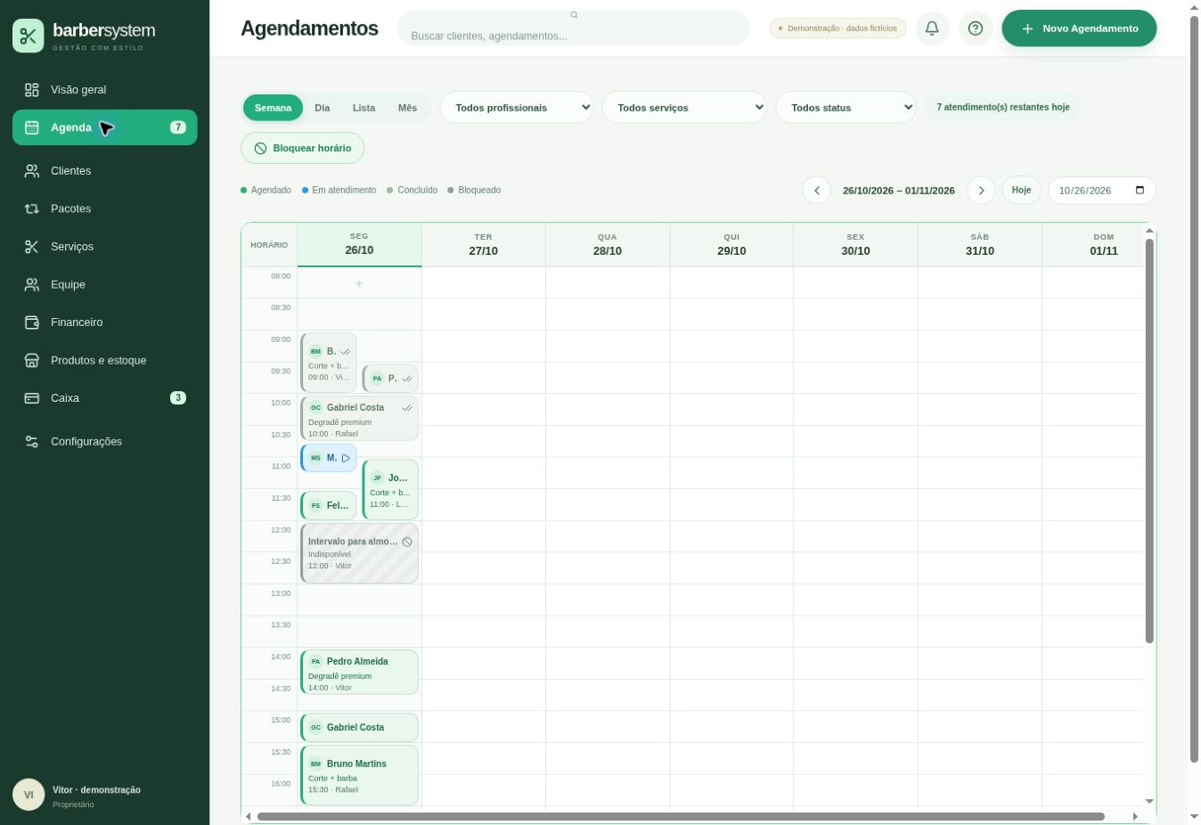 Agenda semanal real do Agendaê com um cartão demonstrativo para experimentar o reagendamento